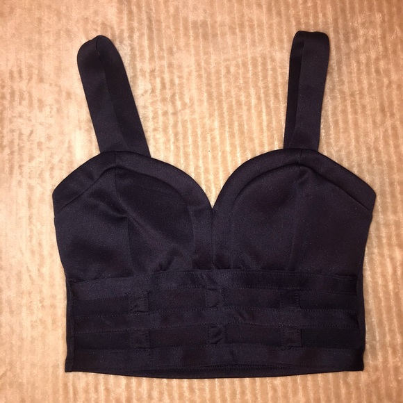 NWOT Charlotte Russe caged crop top - Picture 2 of 5